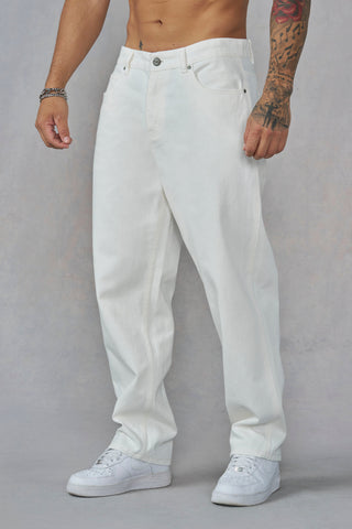 6052 - Straight Cut Jeans