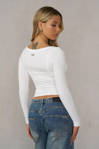W4295 - Notch Longsleeve Top