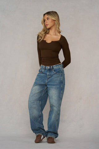 W4295 - Notch Longsleeve Top